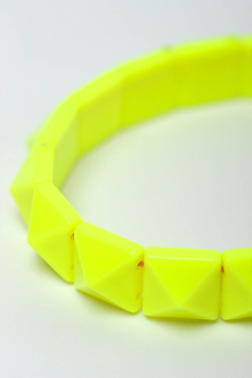Bracelet jaune éclatant Bijou fait main design stylé Accessoire femme cadeau photo 3