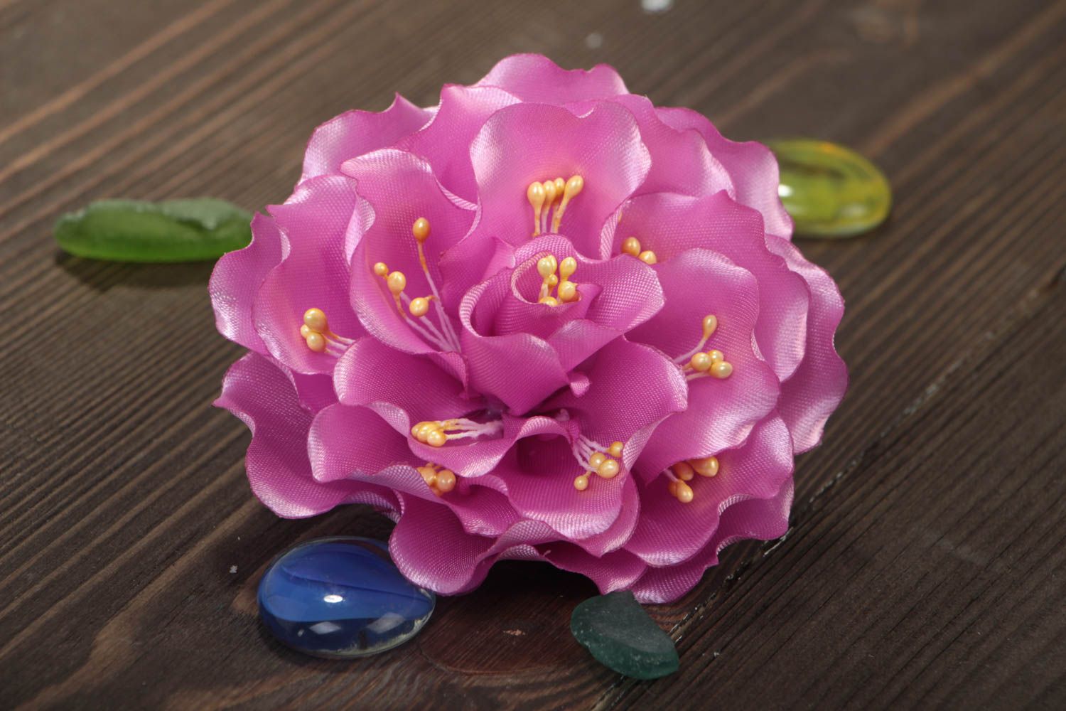 Bunter Stoff Haargummi aus Atlasbändern mit Blume handmade Accessoire foto 1
