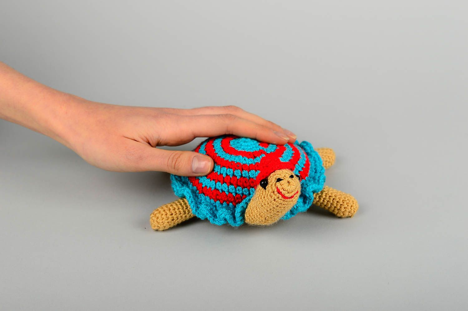 Juguete tejido muñeca artesanal tortuga de peluche vistosa regalo para niña  foto 2
