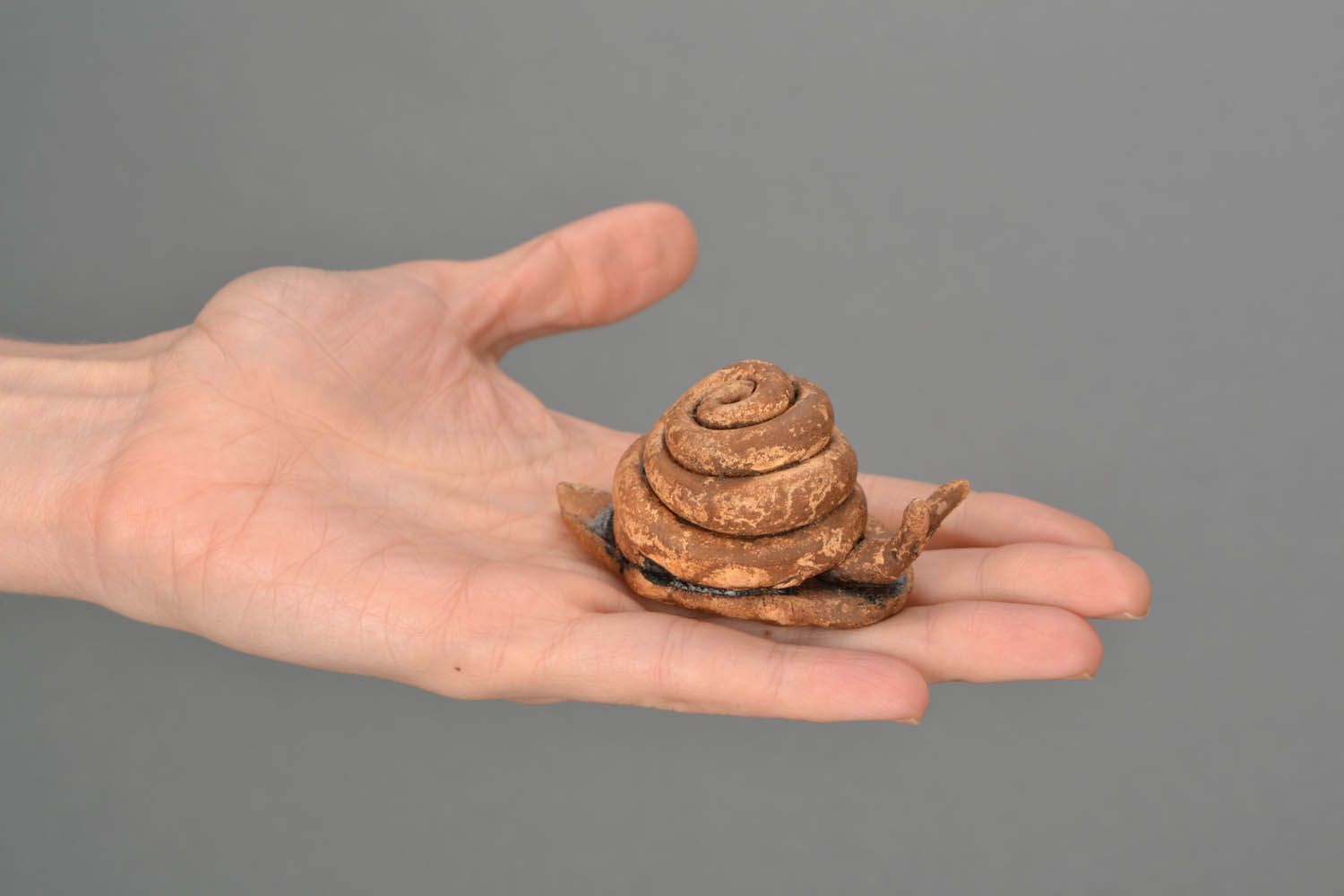 Figurine en argile escargot faite main  photo 2
