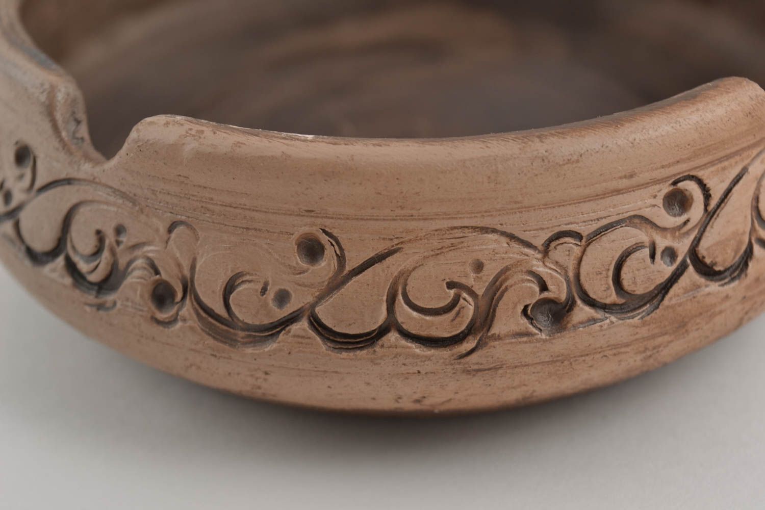 Handmade decorative ornamented ceramic ashtray molded using pottery technique photo 3