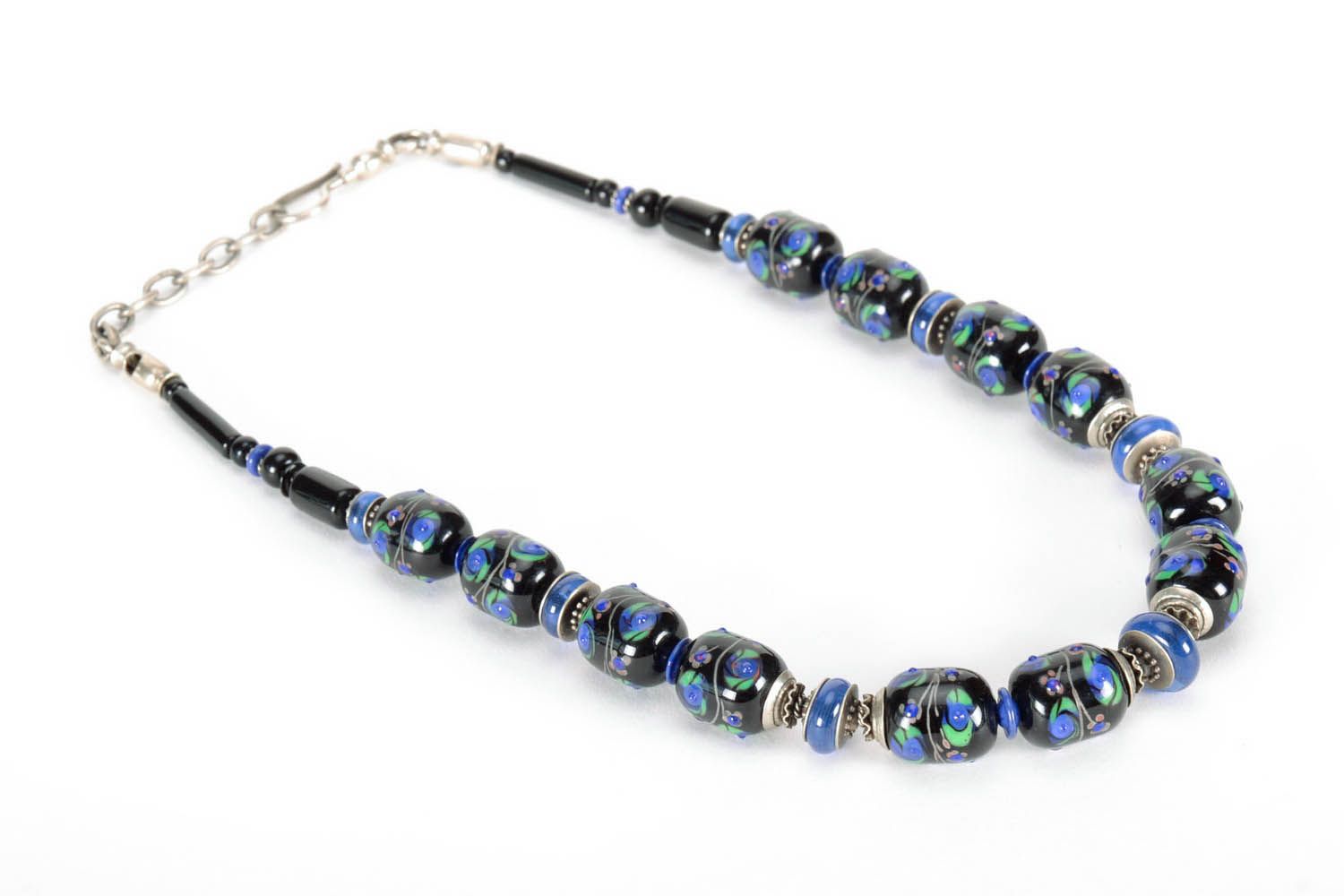 Glass beaded necklace photo 4