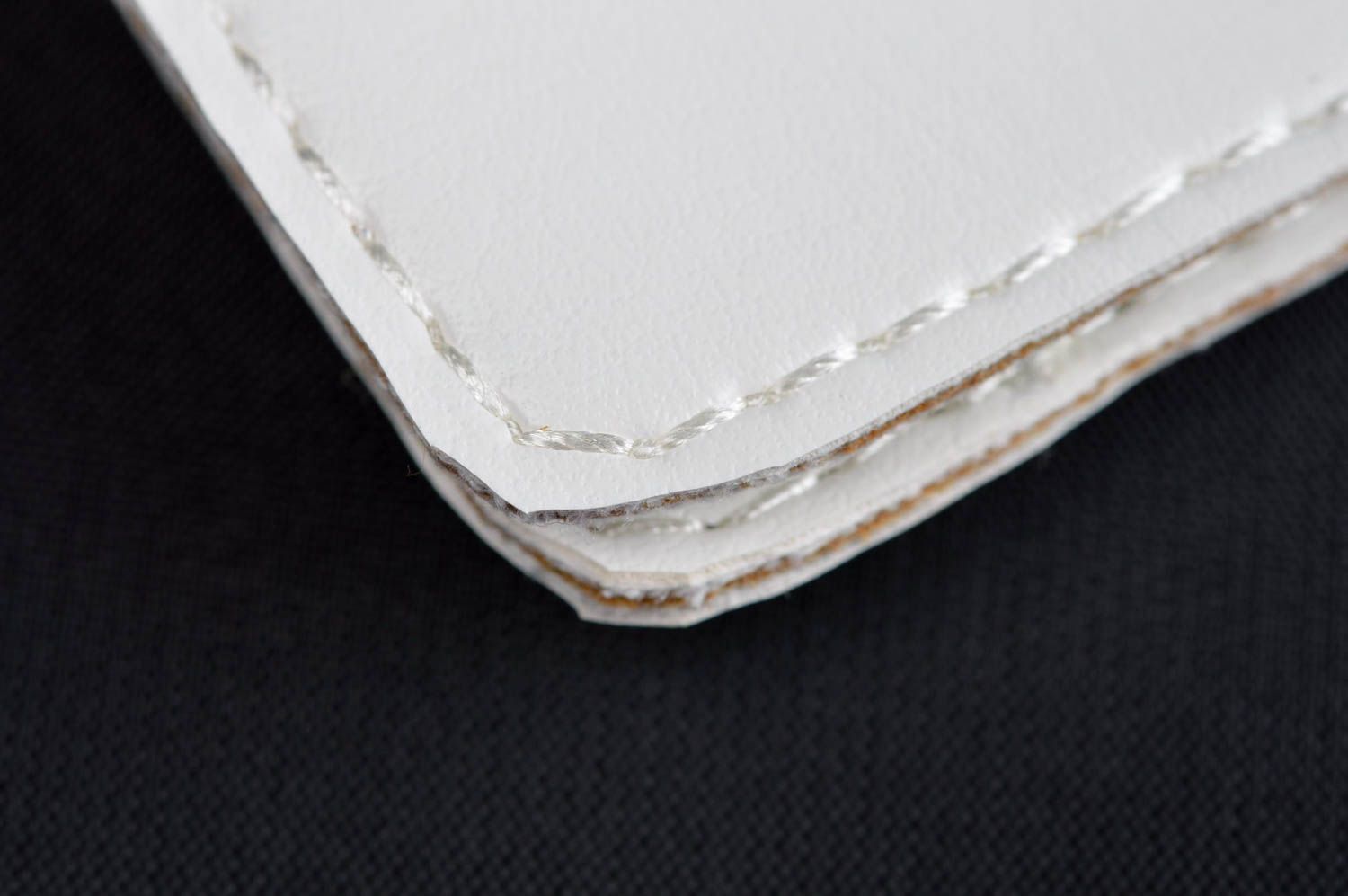 Porte passeport cuir fait main couleur blanche joli design Cadeau original photo 5