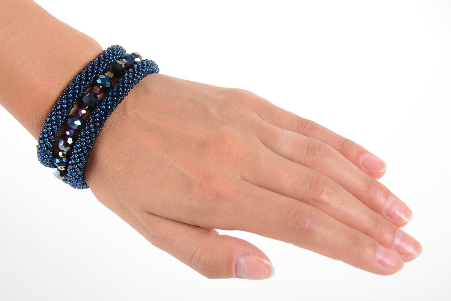 Bracelet perles de rocaille Bijou fait main bleu trois rangs Accessoire femme photo 2