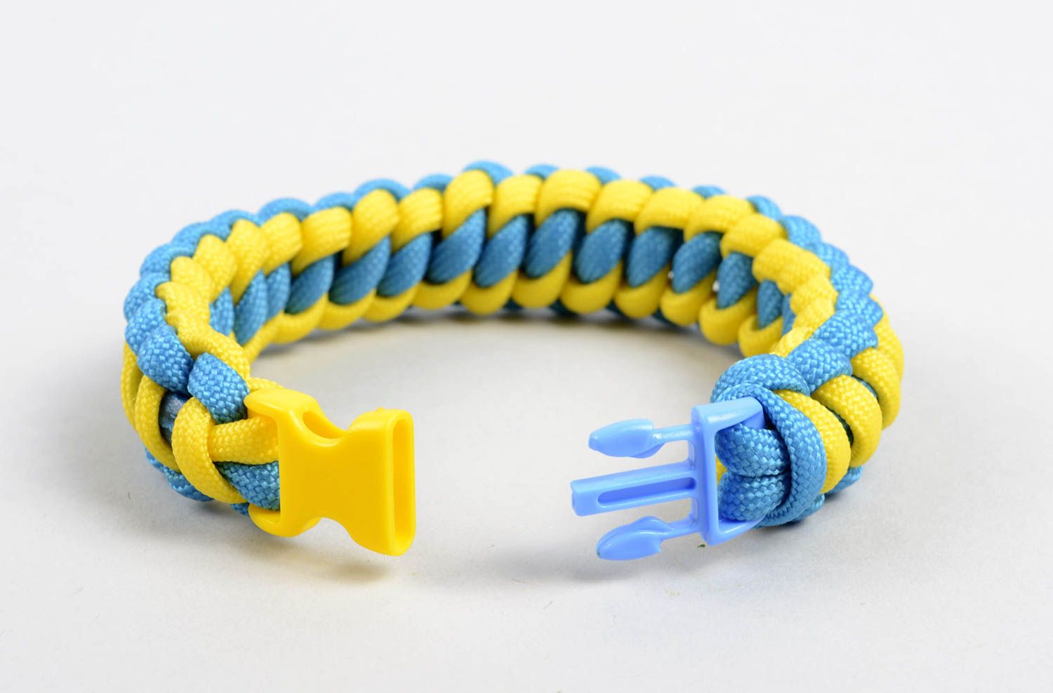 Bracelet paracorde Bijou fait main jaune bleu pratique Accessoire femme homme photo 3