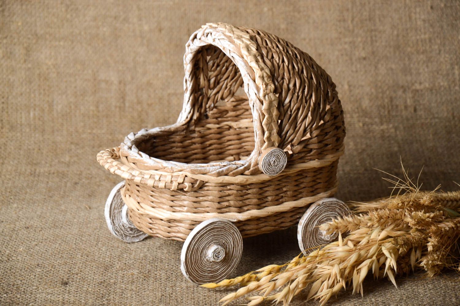 Handmade woven bread basket designer lovely accessory stylish kitchen utensils photo 1