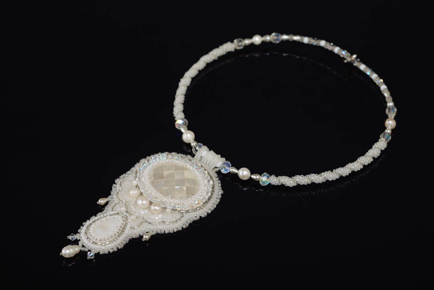 Handmade necklace made of beads and pearls elegant beautiful delicate white jewelry photo 1
