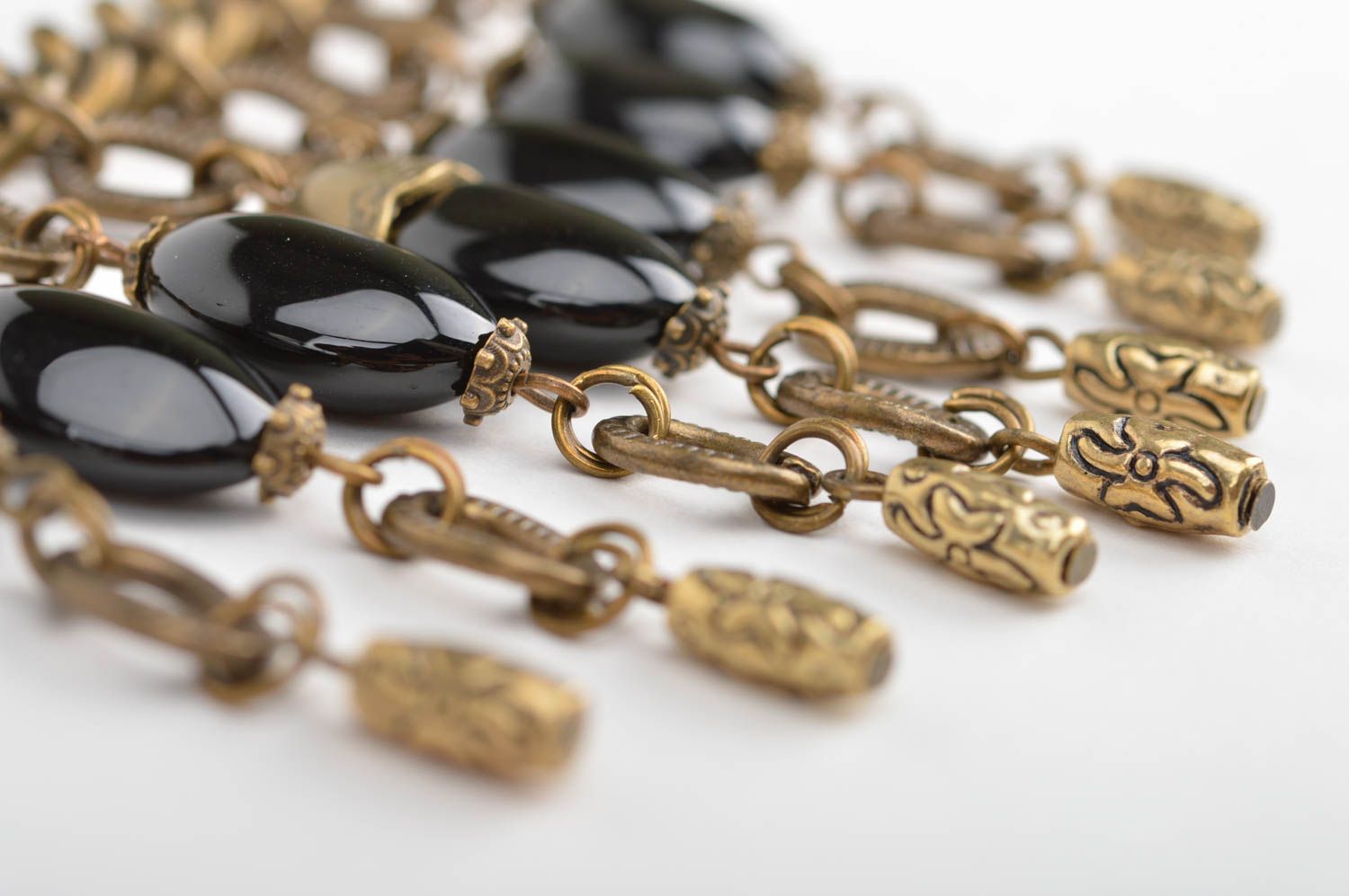 Handmade massive designer elegant metal chain necklace with large black beads photo 4