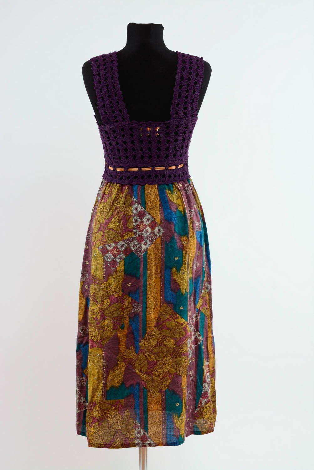 Robe longue violette en acrylique et demi-laine photo 4