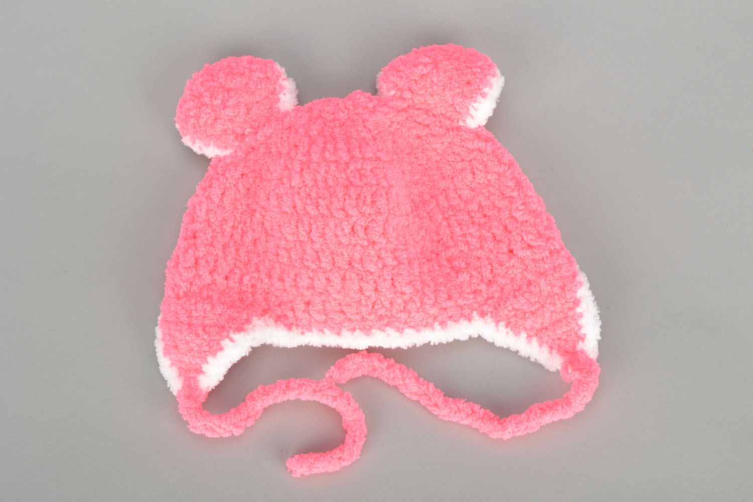 Вязаная шапка для девочки Мишка фото 3