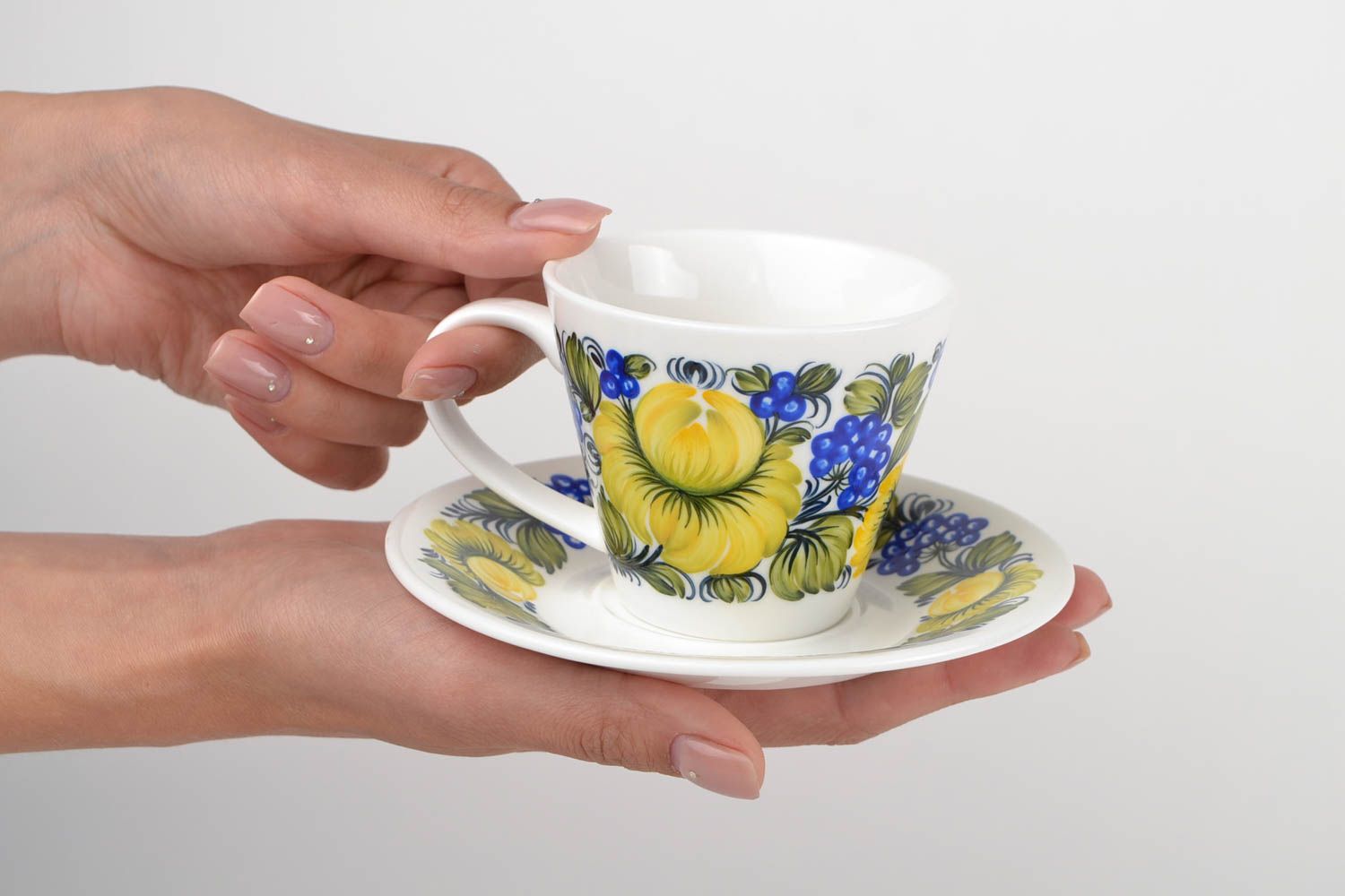 Porcelain white 5 oz coffee cup with saucer and yellow, blue floral pattern photo 2