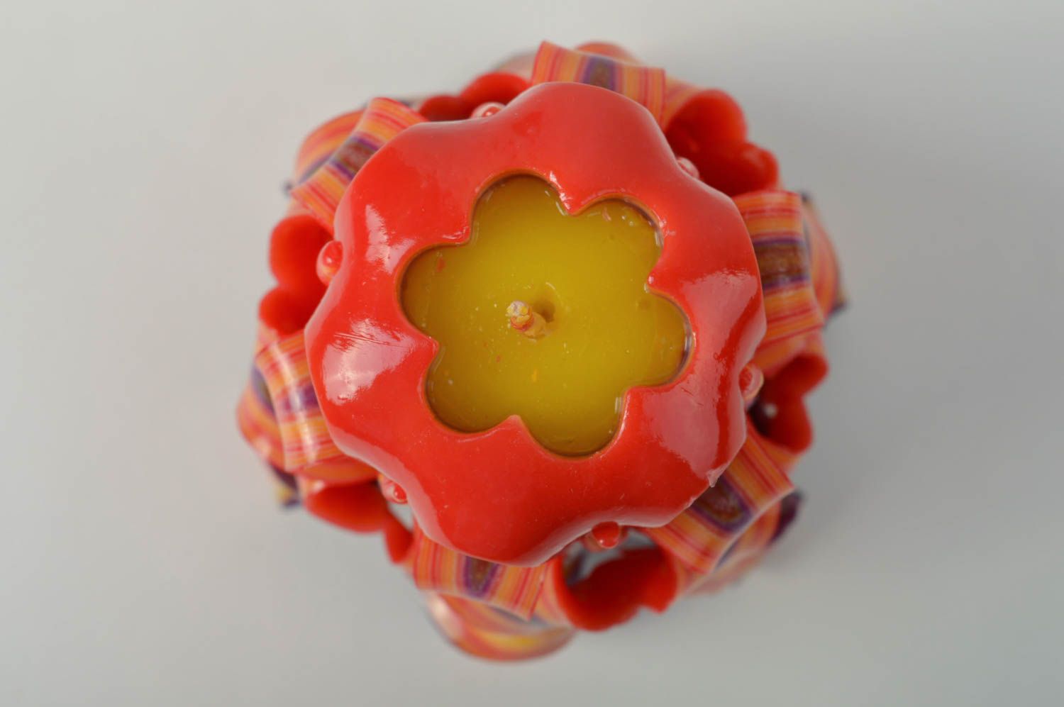 Kerzen aus Paraffin Handgemachte Kerze Schlafzimmer Deko Ideen schöne Kerze bunt foto 5