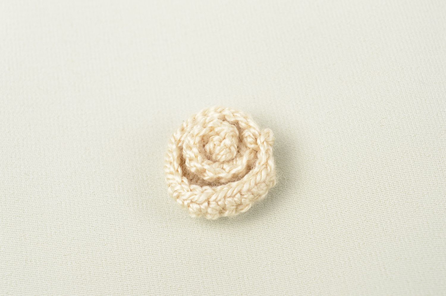 Handmade crocheted flower blank designer cute fittings blank for jewelry photo 1