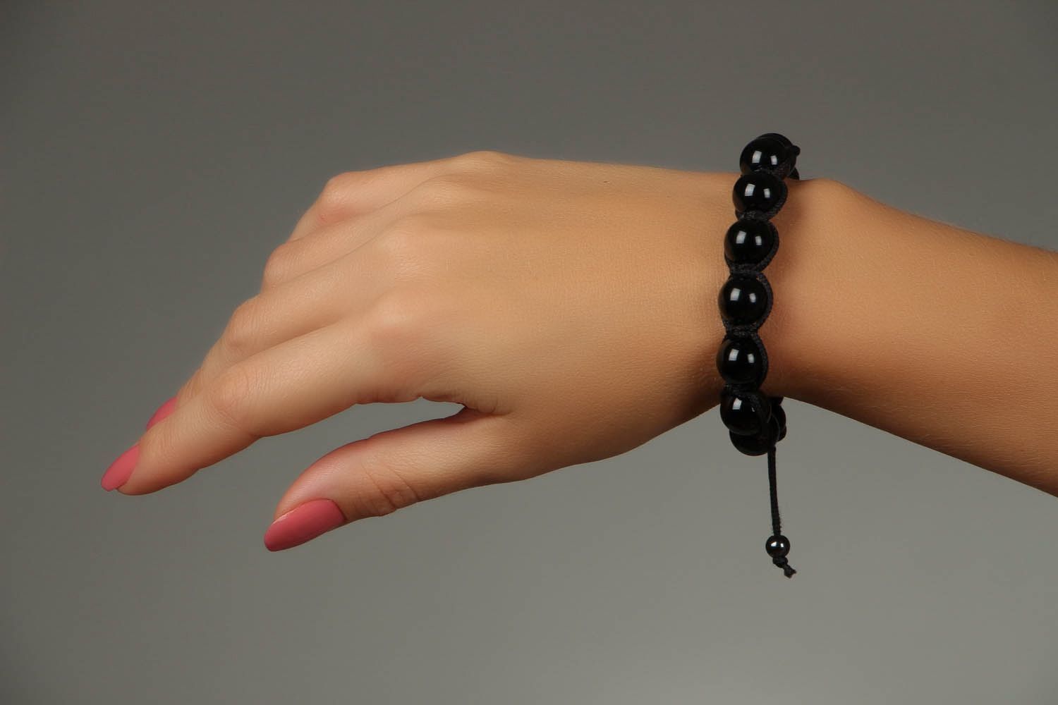 Bracelet en agate noire fait main photo 5
