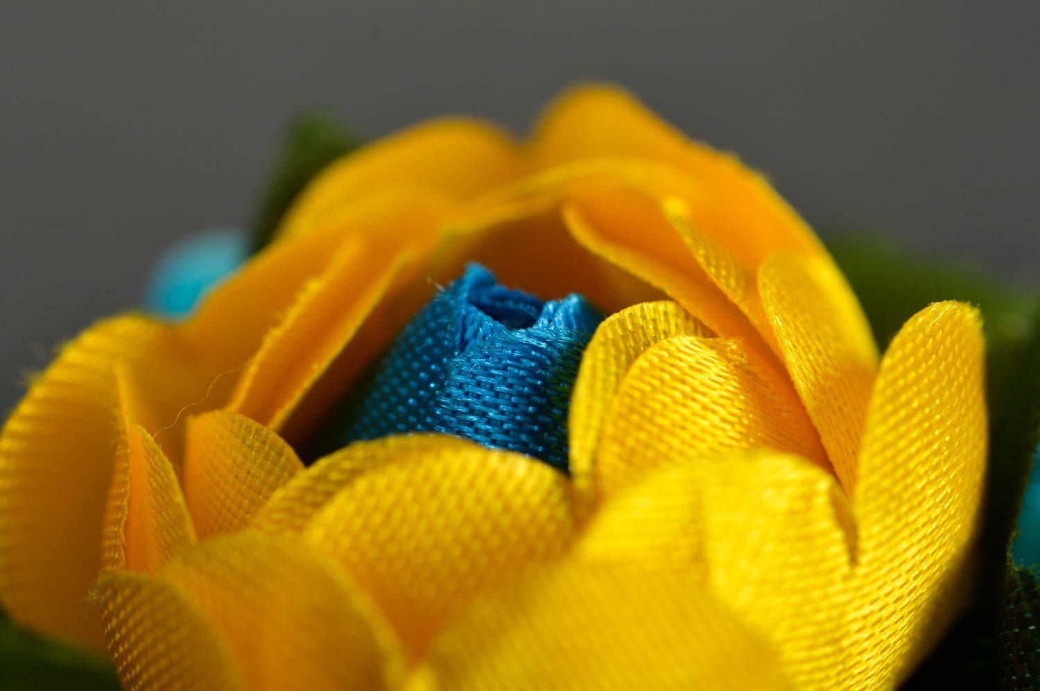Peigne barrette fait main Accessoire coiffure avec fleur jaune Cadeau fille photo 4