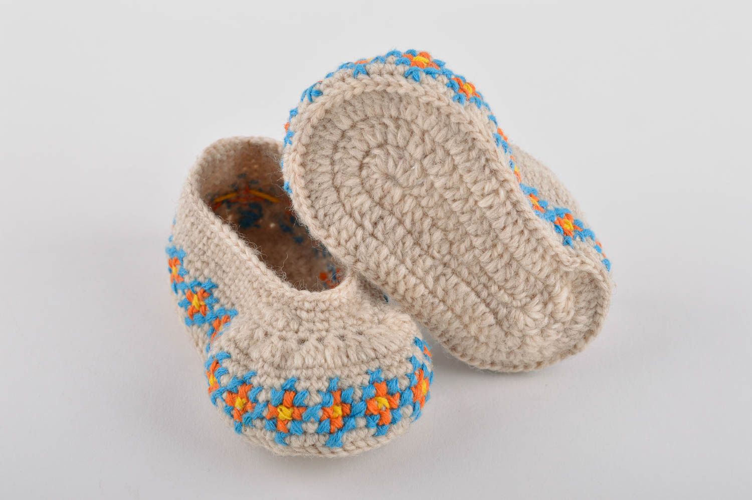 Handmade beautiful warm slippers cute house slippers children home footwear photo 2