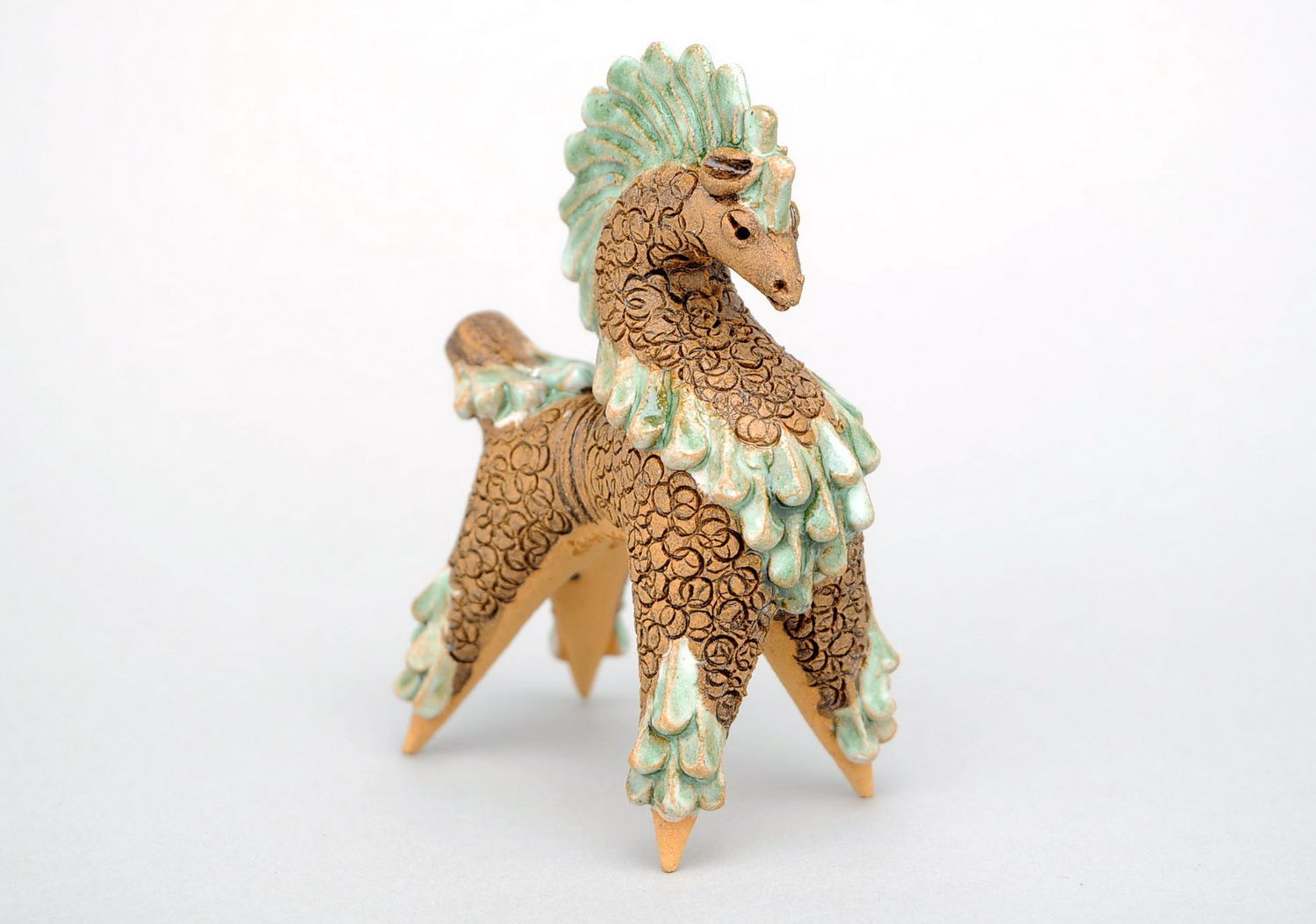Clay penny whistle Horse photo 2