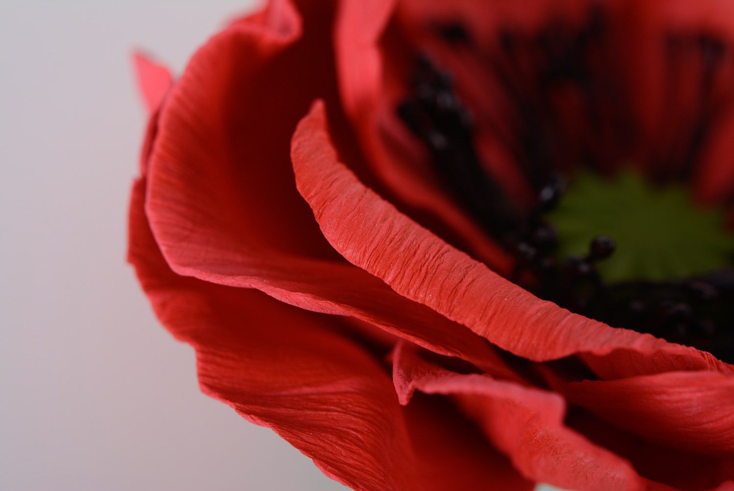 Barrette grande fleur rouge de coquelicot en foamiran faite main originale photo 4