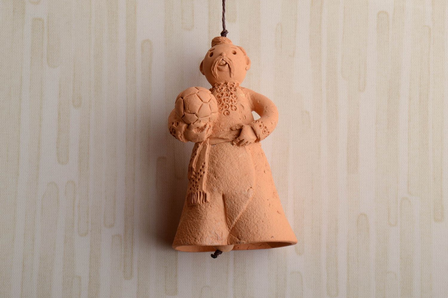 Фигурный колокольчик из глины художественная керамика Казак фото 1