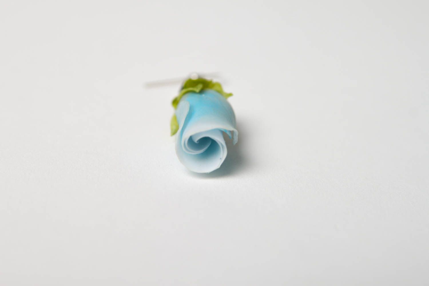 Модные серьги украшение ручной работы серьги из полимерной глины синие бутоны фото 5