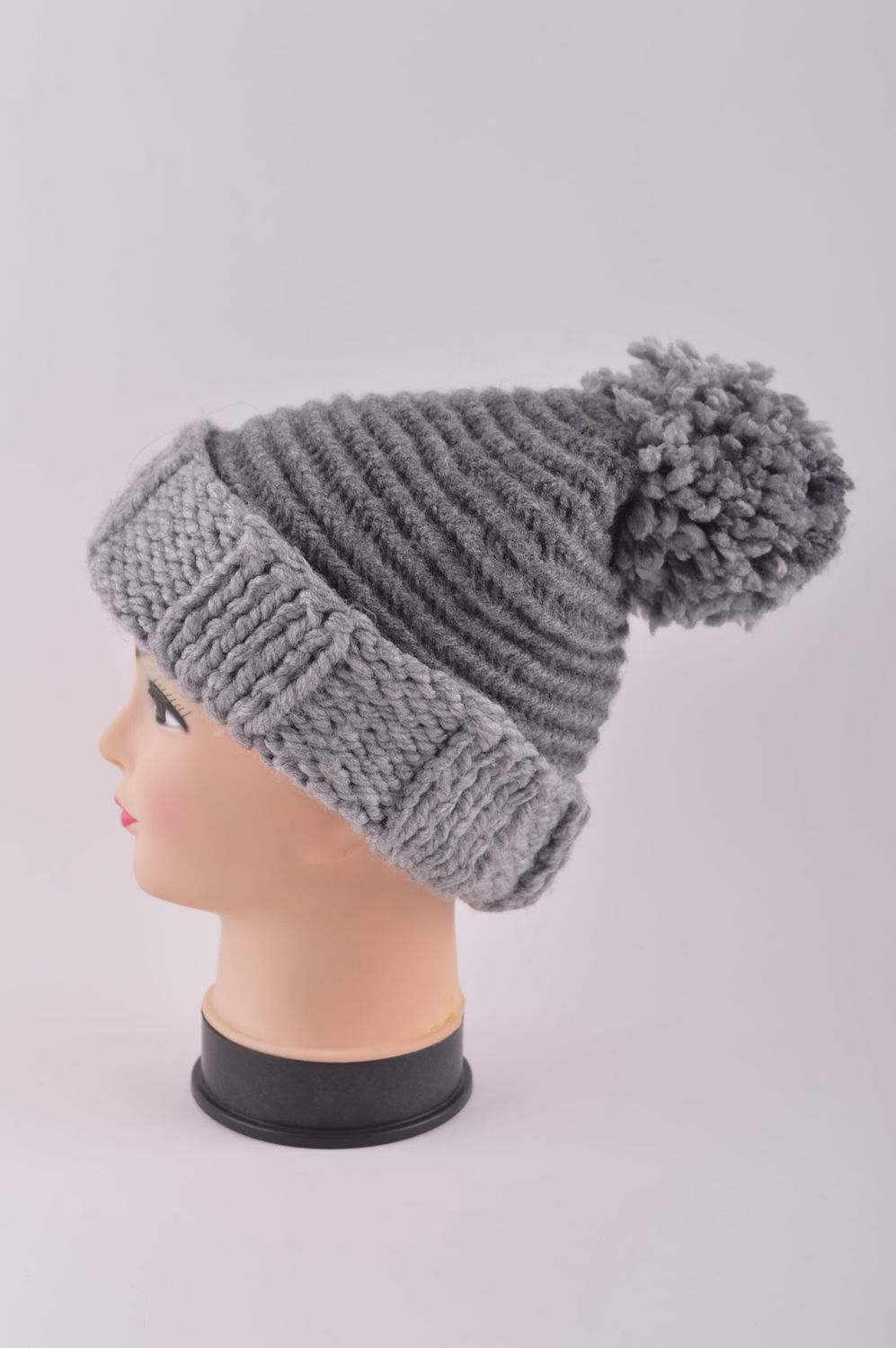 Bonnet tricot fait main Chapeau chaud gris pompon laine acrylique Vêtement femme photo 3
