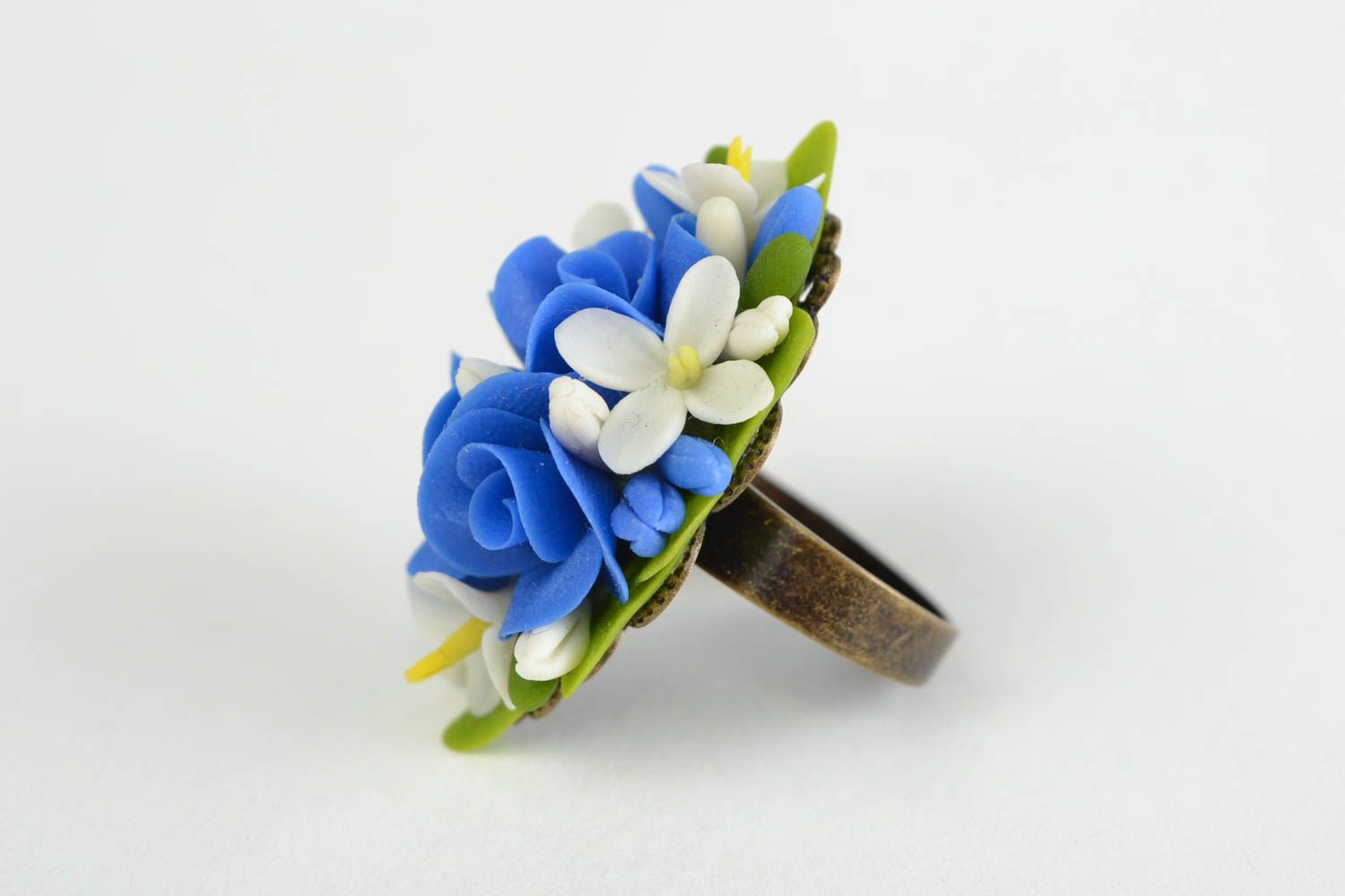 White and blue designer handmade cold porcelain flower ring of adjustable size photo 3