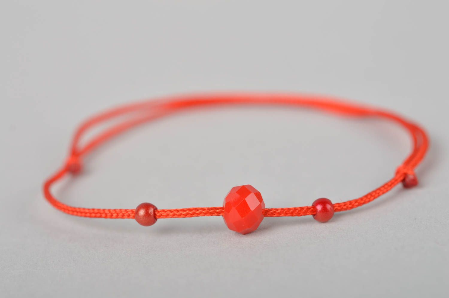 Handmade accessory beautiful wrist bracelet with bead red designer bracelet    photo 5