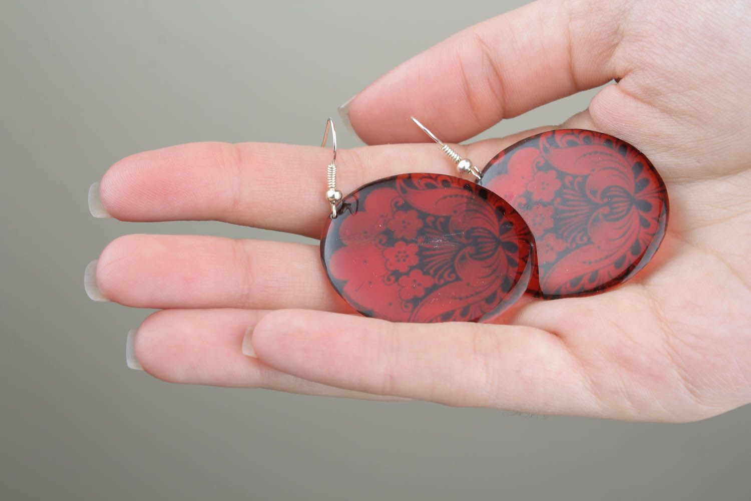 Round earrings with red photoprint photo 5