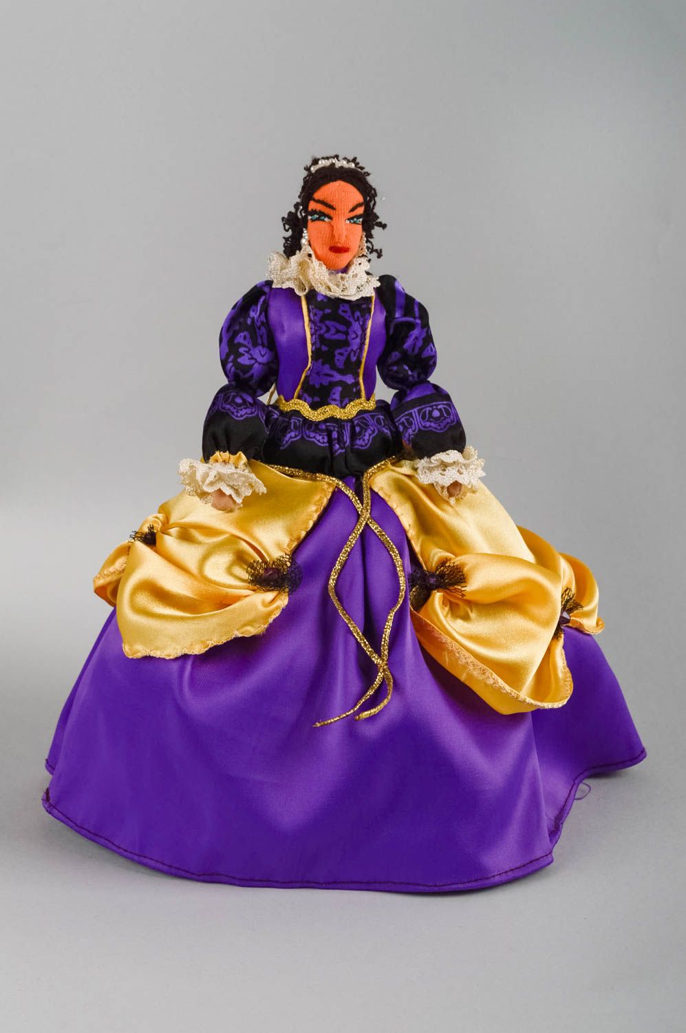Poupée faite main robe volumineuse multicolore en tissus originale décorative   photo 1