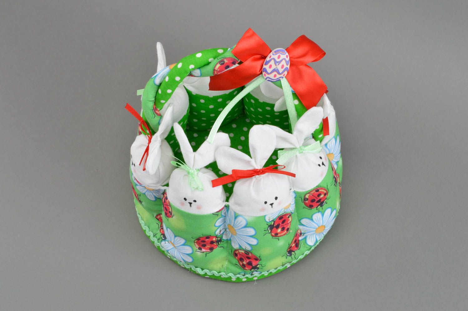 Décoration panier de Pâques avec lapins faite main originale verte en coton photo 3