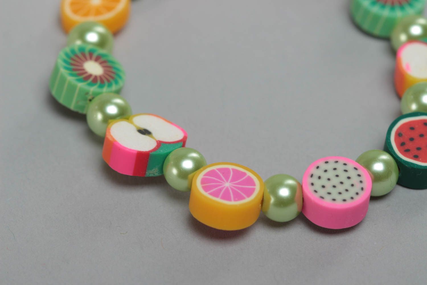 Bracelet en pâte polymère fait main original perles en céramique pour enfant photo 4