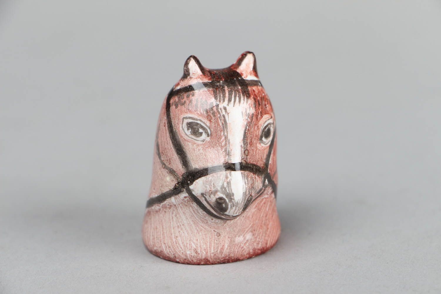 Bemalter Fingerhut aus Keramik Pferd foto 1