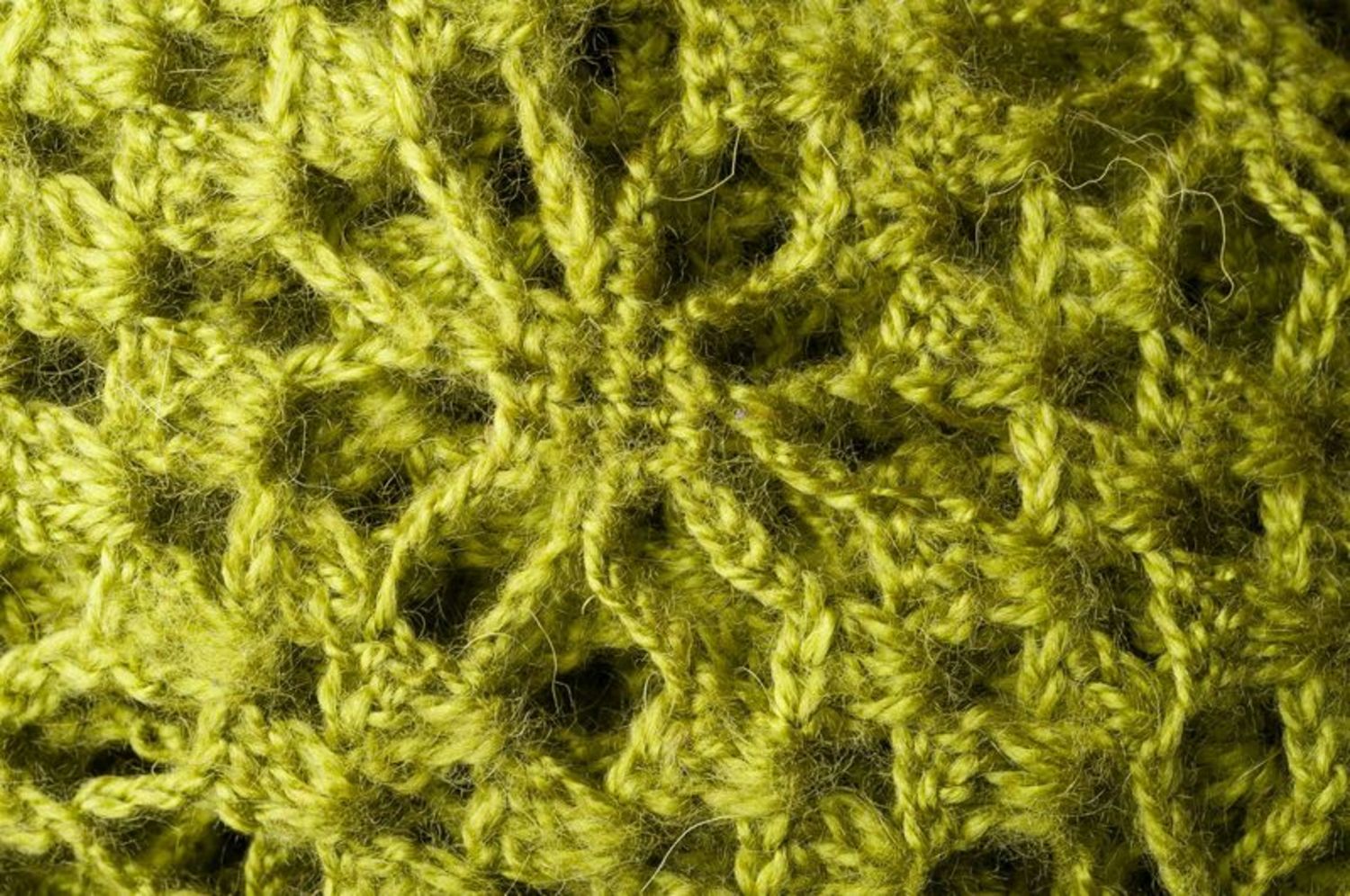 Green crochet shawl photo 5