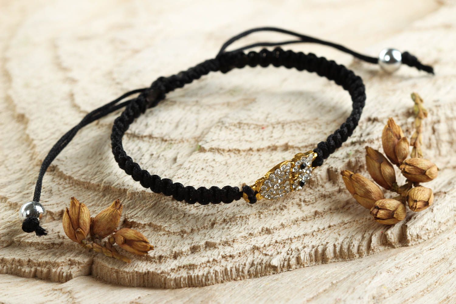 Stylish handmade textile bracelet cool jewelry designs friendship bracelet photo 1
