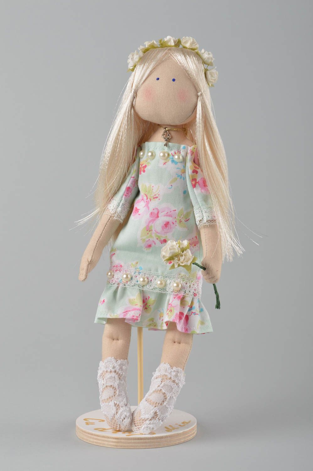Игрушка ручной работы текстильная кукла декор для дома из хлопка красивая фото 2