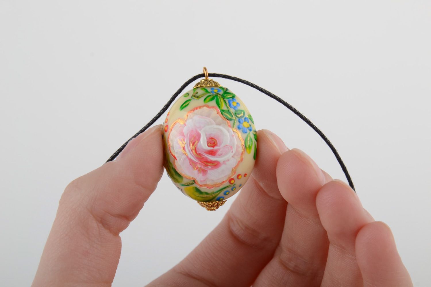 Handmade designer plastic pendant with acrylic painting on cord for women photo 4