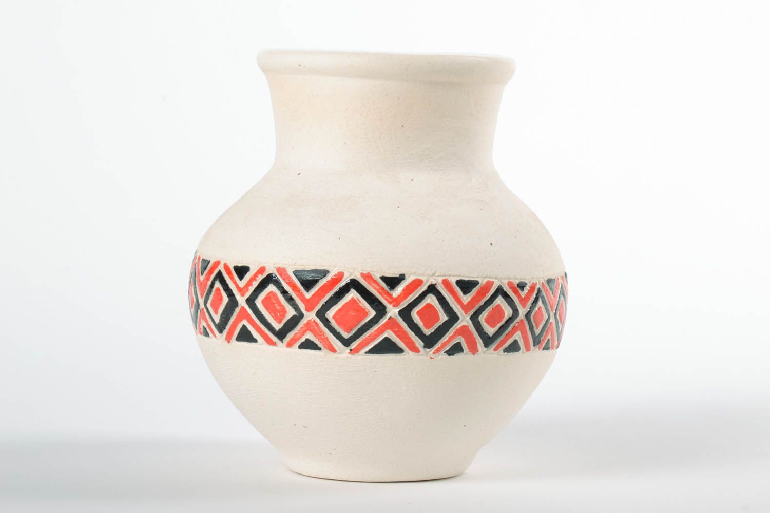 Cruche en céramique avec motif géométrique photo 3