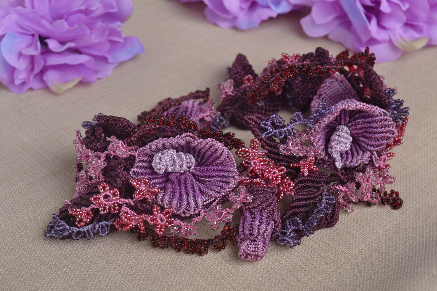 Collier textile Bijou fait main violet macramé-ankars Accessoire femme fleurs photo 1