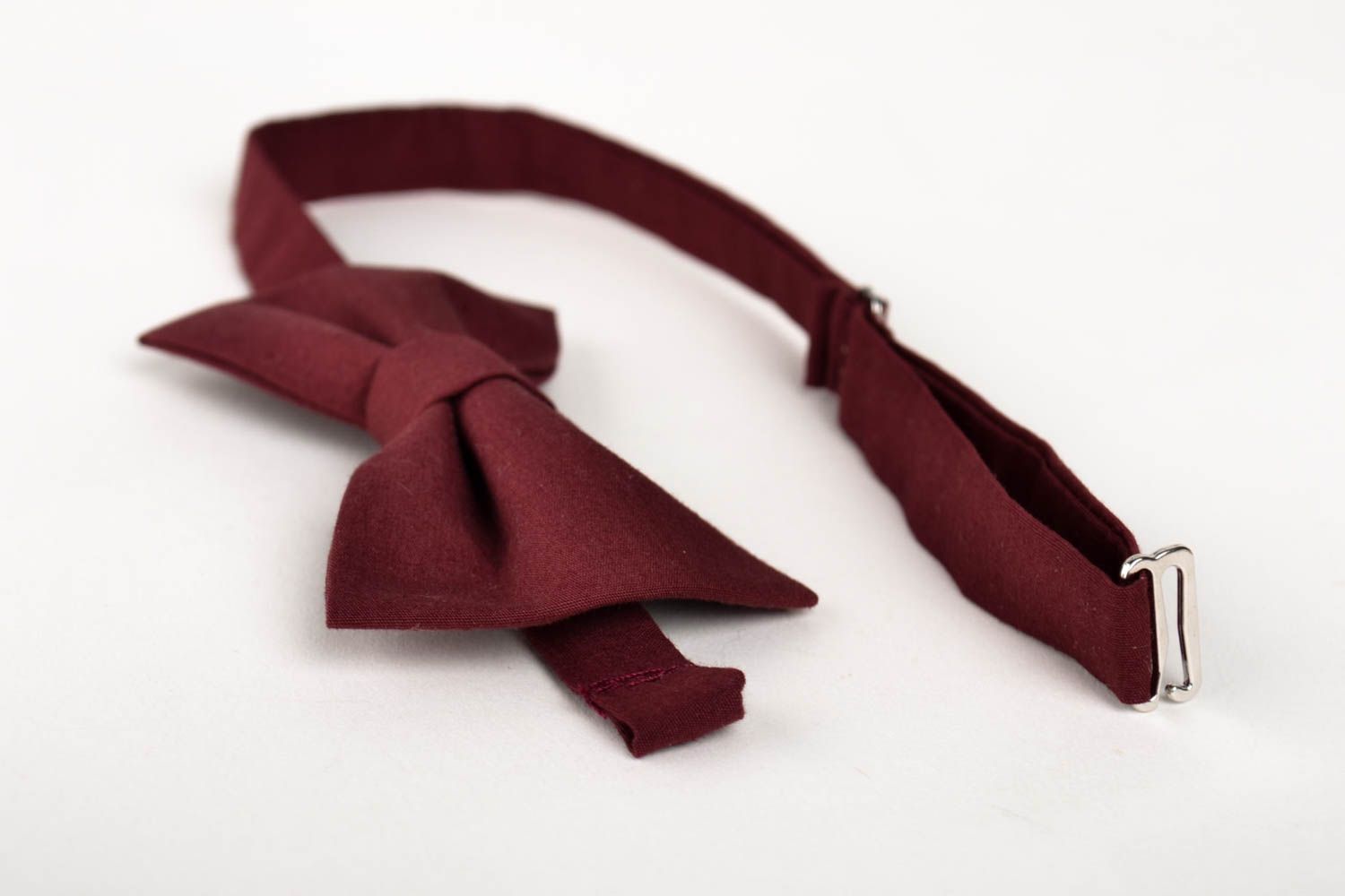 Corbata de lazo de tela artesanal pajarita moderna burdeos accesorio unisex foto 3