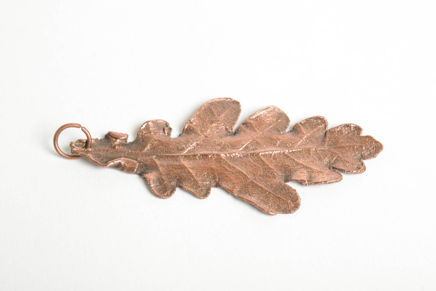 Pendentif feuille de chêne Bijou fait main recouvert de cuivre Cadeau original photo 4