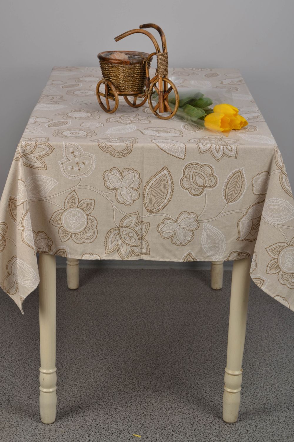 Handmade tablecloth for rectangular table 120x140 cm photo 2