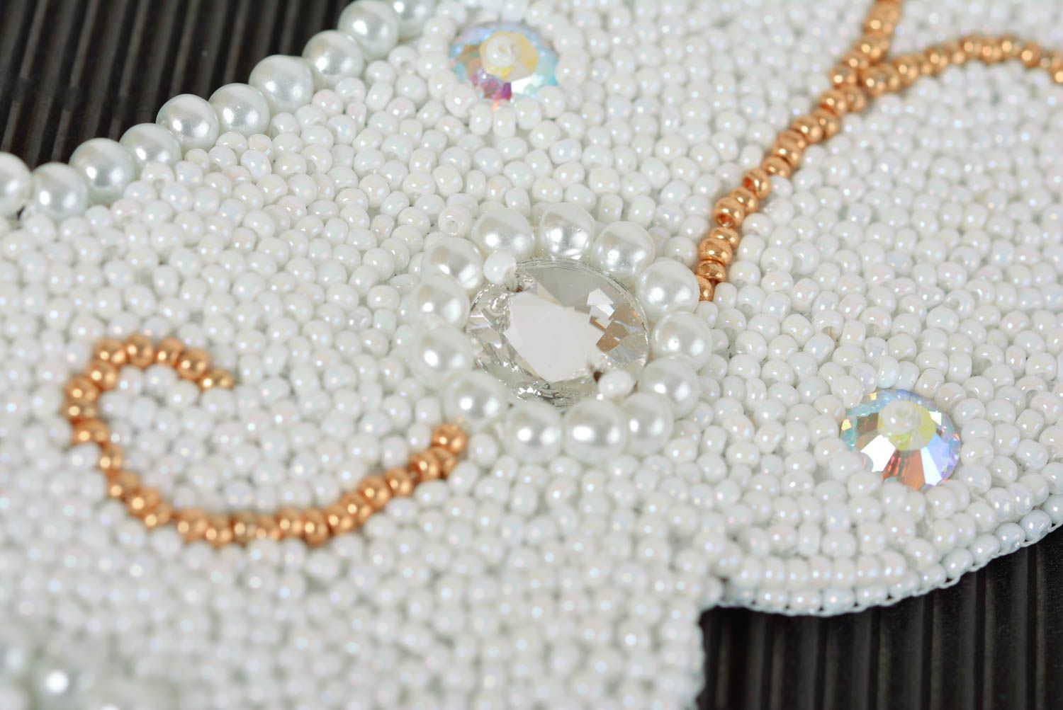 Collier perles rocaille Bijou fait main Accessoire femme blanc brodé cadeau photo 5