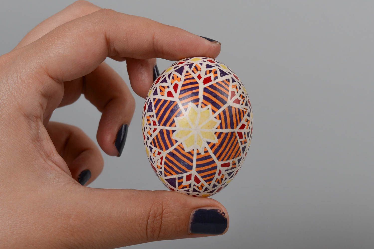 Handmade bemaltes Osterei Oster Schmuck Deko aus Naturmaterialien mit Ornament foto 5