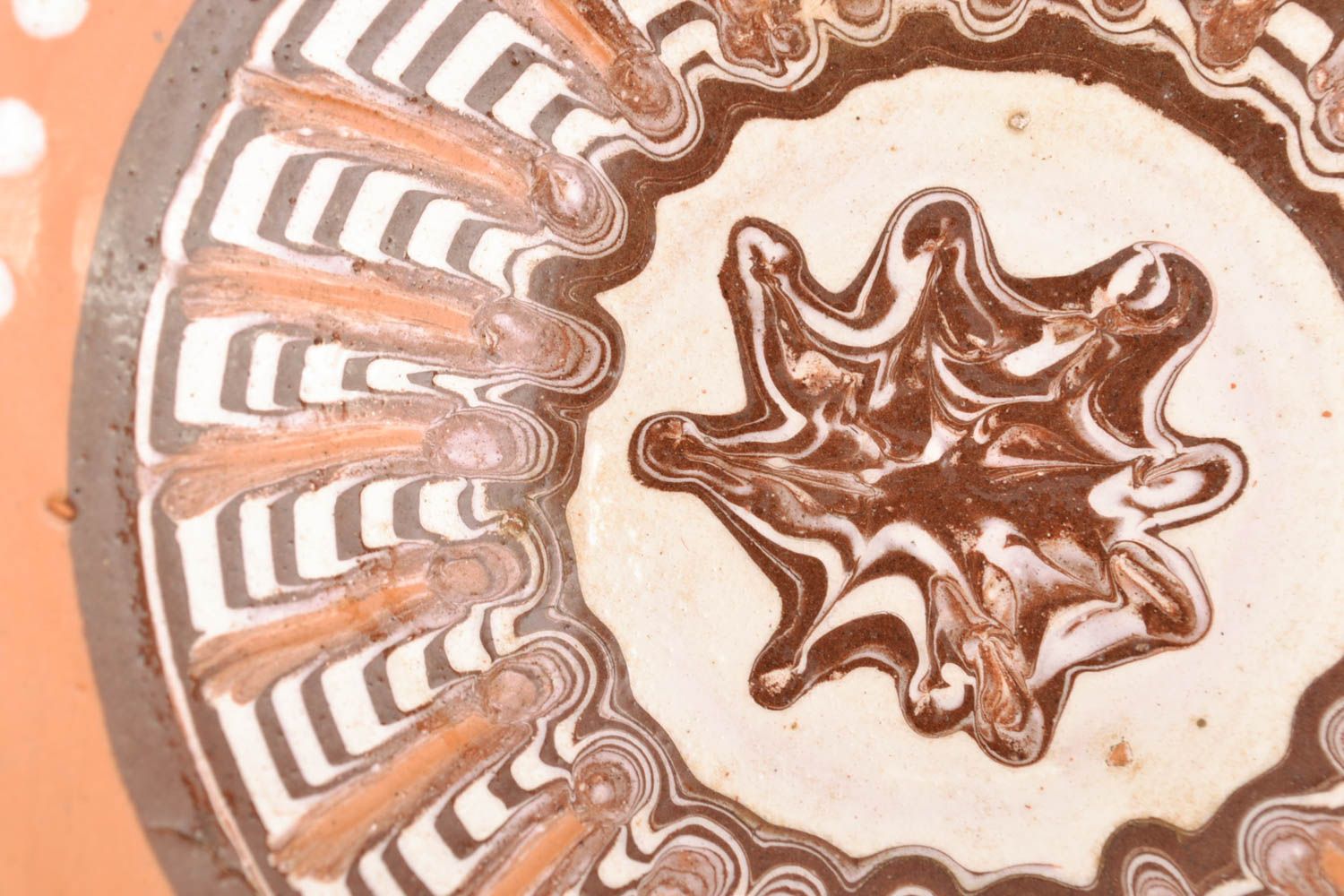 Bol en terre cuite original brun peint ornementé style ethnique fait main photo 2