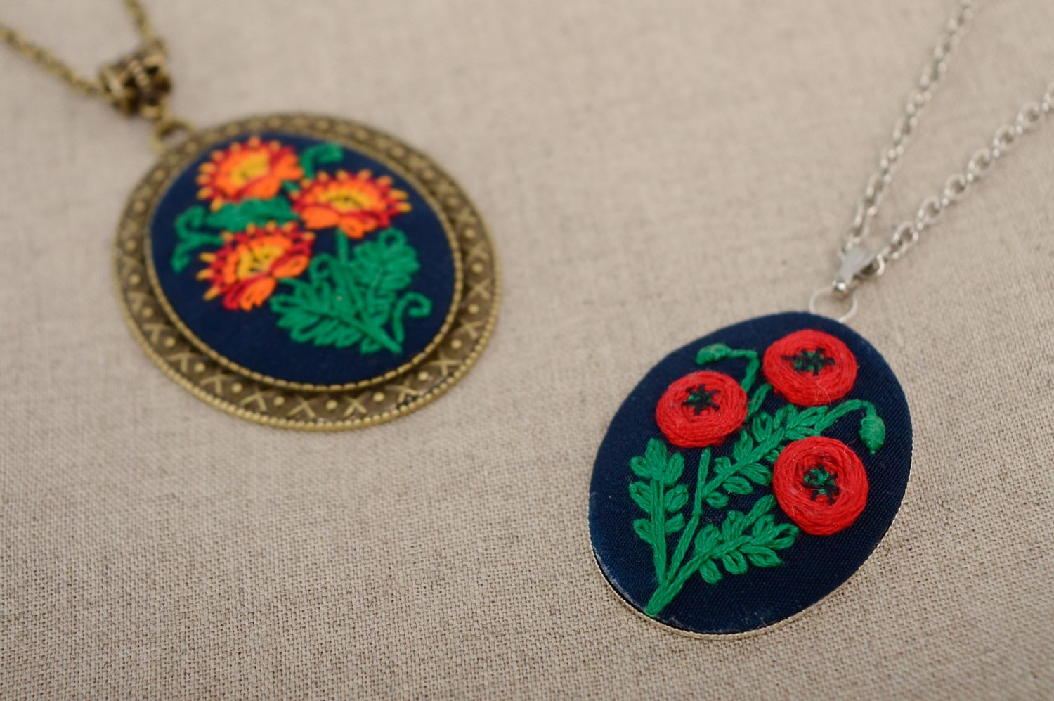 Handmade embroidered pendant Poppies photo 5