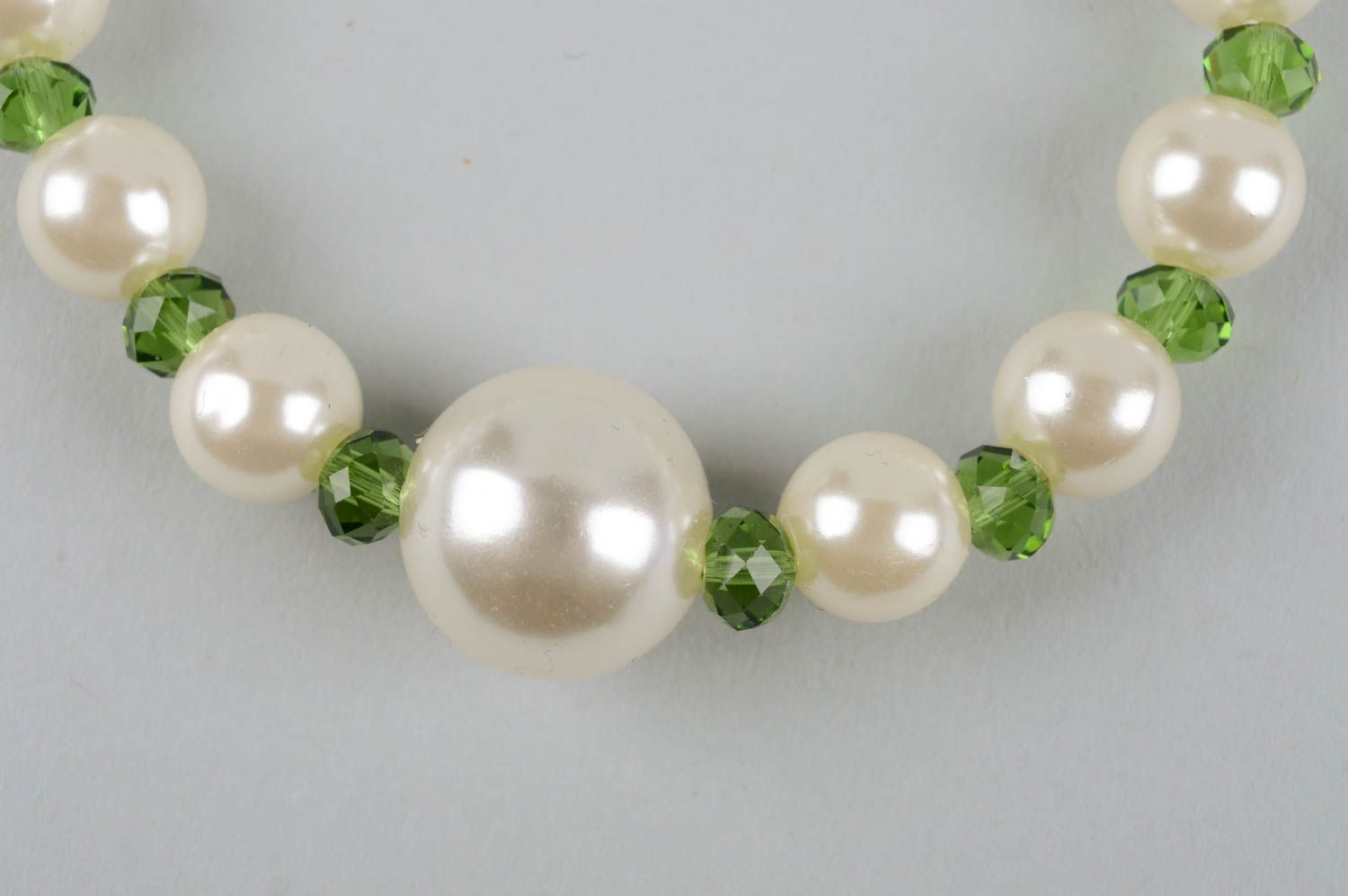 White and light green beads bracelet on-chain for girls photo 5