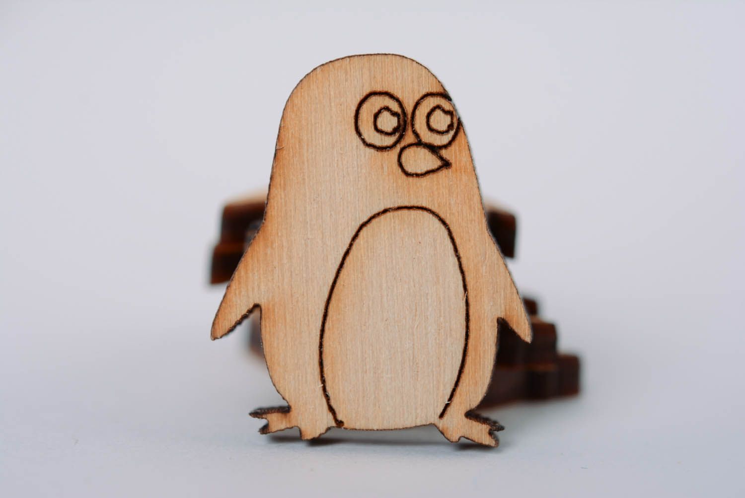 Wooden decorative element Penguin photo 4