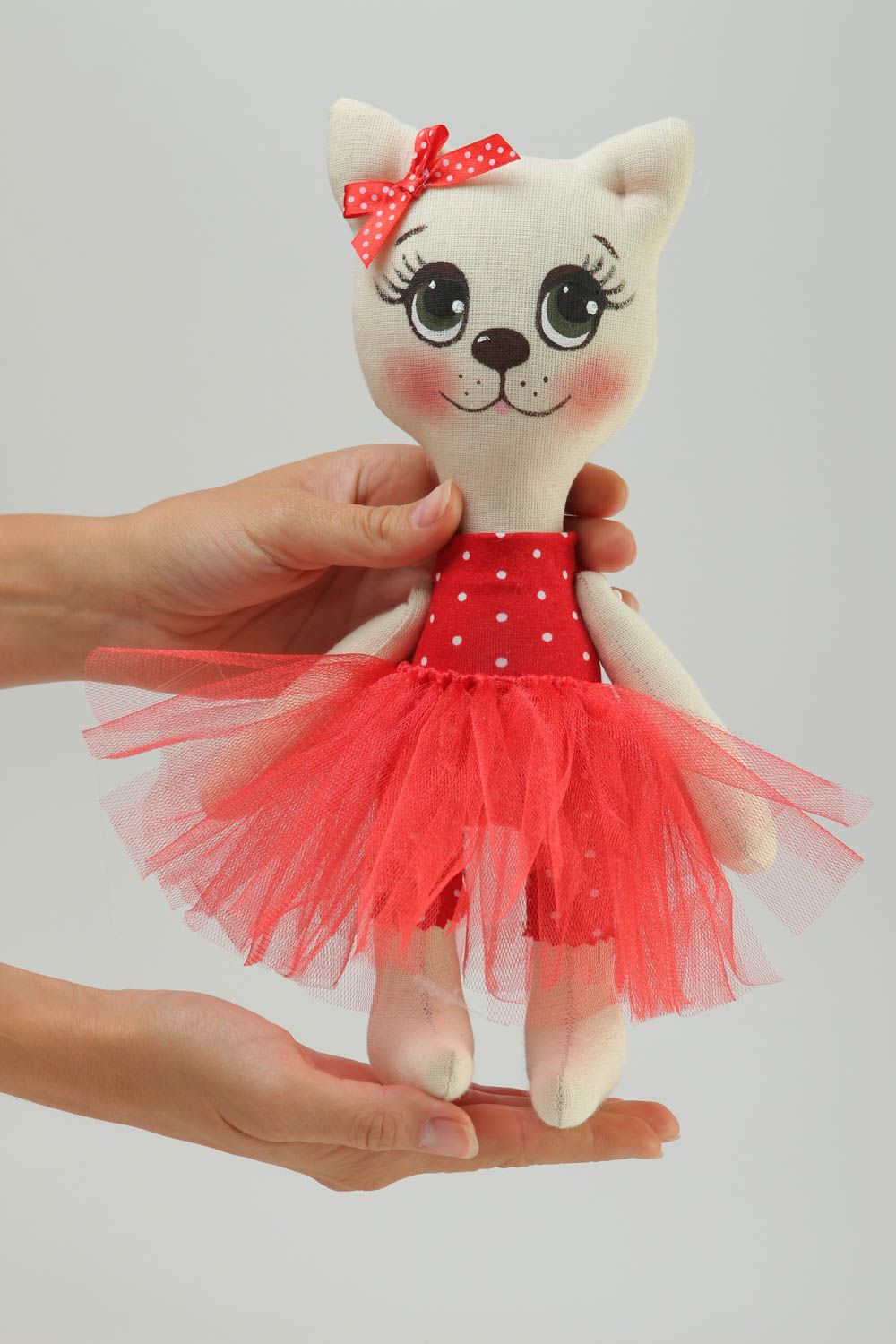Игрушка ручной работы игрушка кошка оригинальная игрушка балерина в красном фото 5