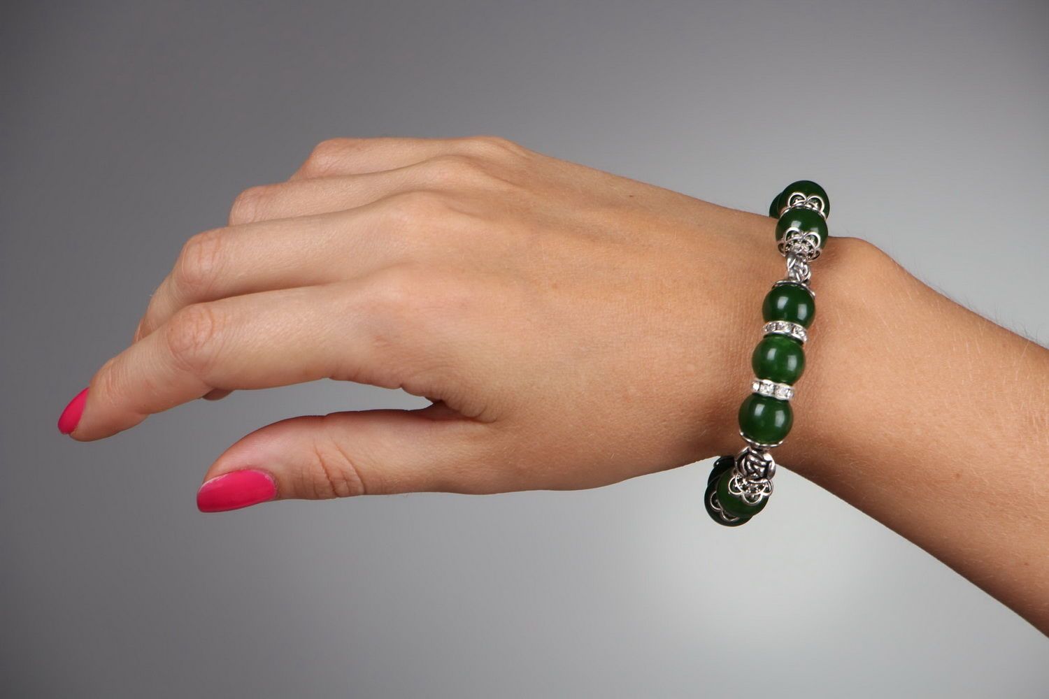 Bracelet with jade with elastic band photo 5