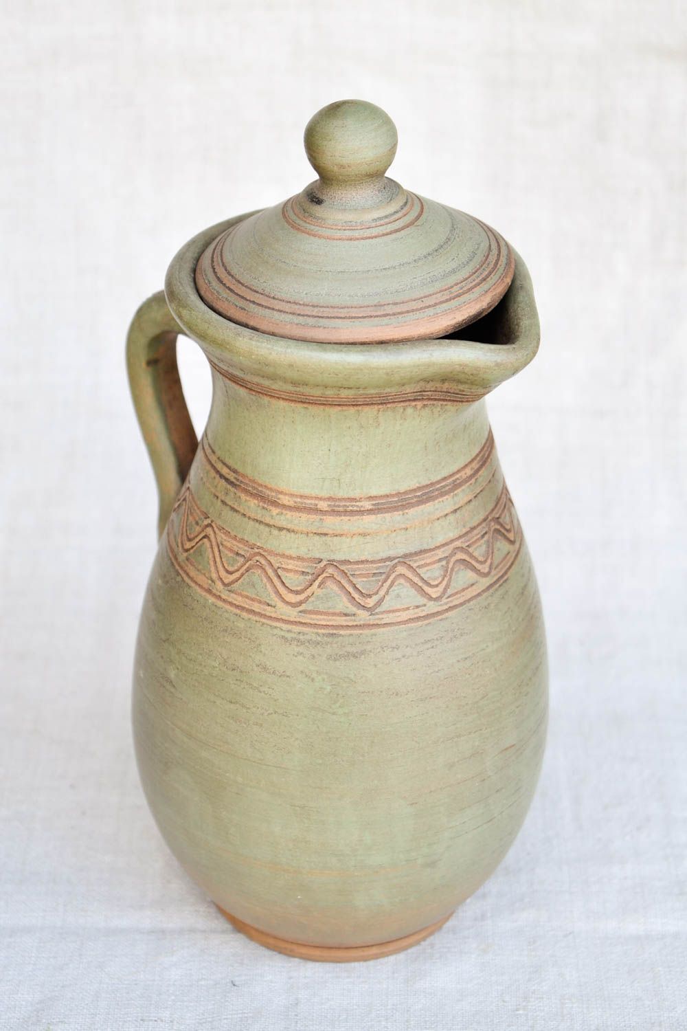 11 inches ceramic 100 oz wine jug in olive color with molded décor 2,6 lb photo 4